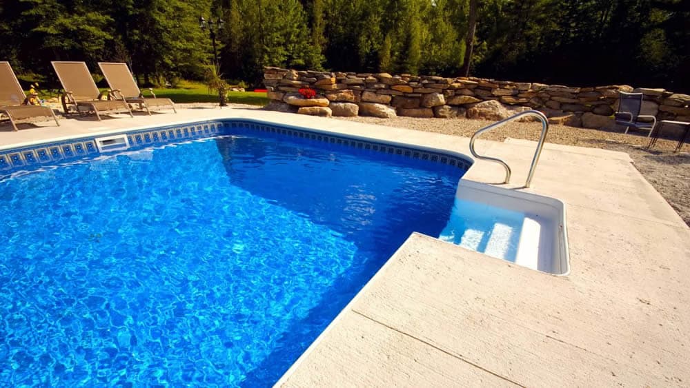 concrete pool deck cleaning